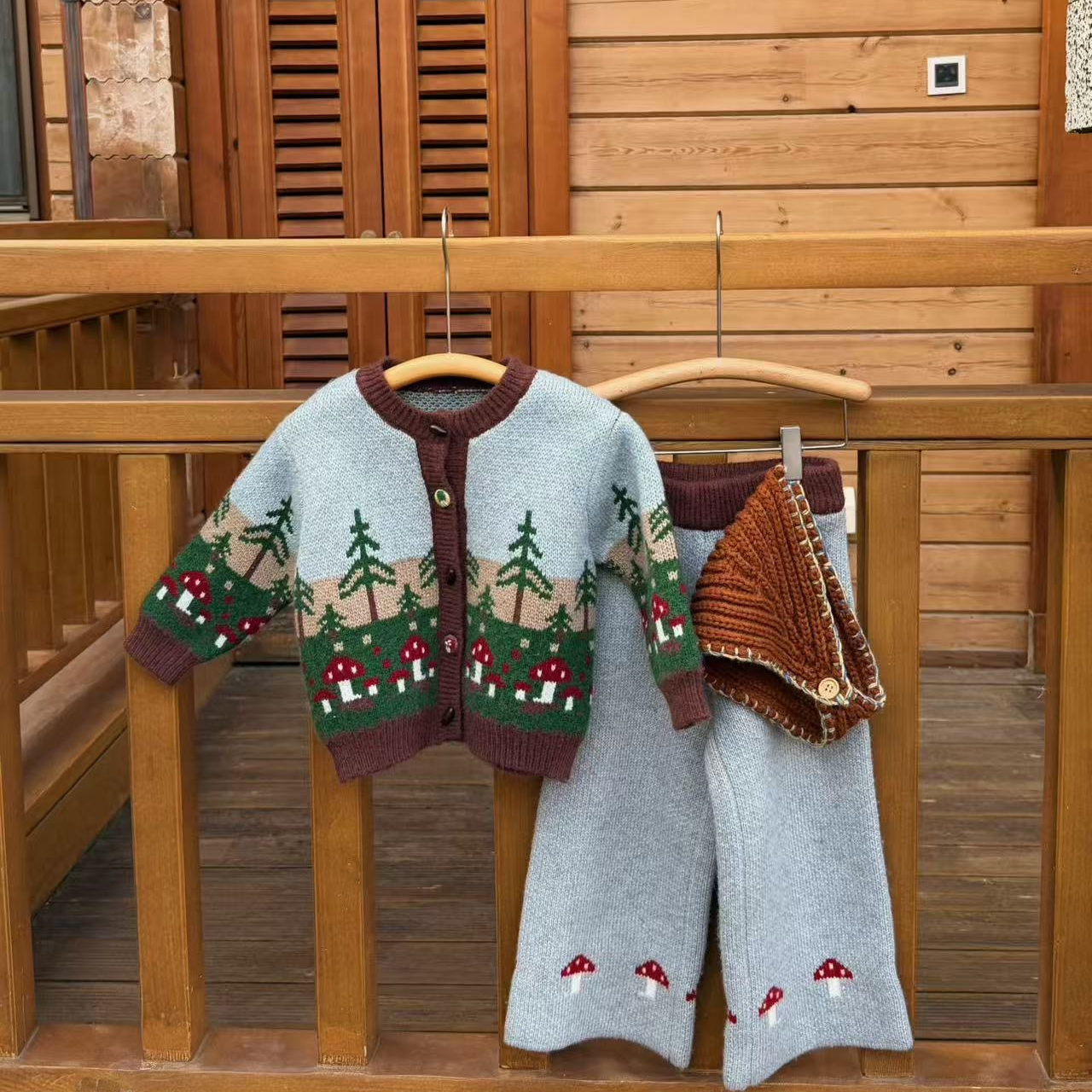 【Happy first】冬季复古小众加厚复古配色丛林蘑菇手工毛衣套装