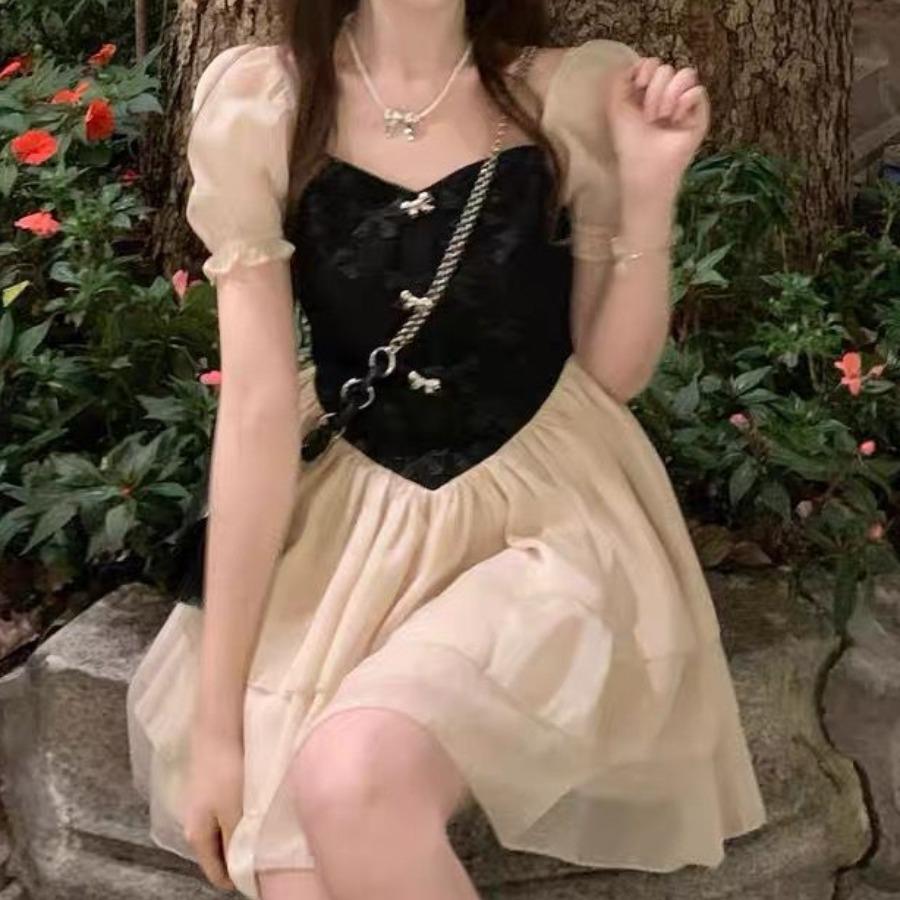 女装夏天新款泡泡袖收腰显瘦法式蛋糕裙公主连衣裙小个子女生辣妹