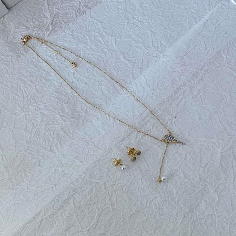 新款时尚轻奢珍珠超闪锆石镶嵌不对羽毛球L拍称设计金属耳钉 新品,饰品/流行首饰/时尚饰品新,组合套装,淘宝优惠券,粉丝福利购,淘宝优惠卷