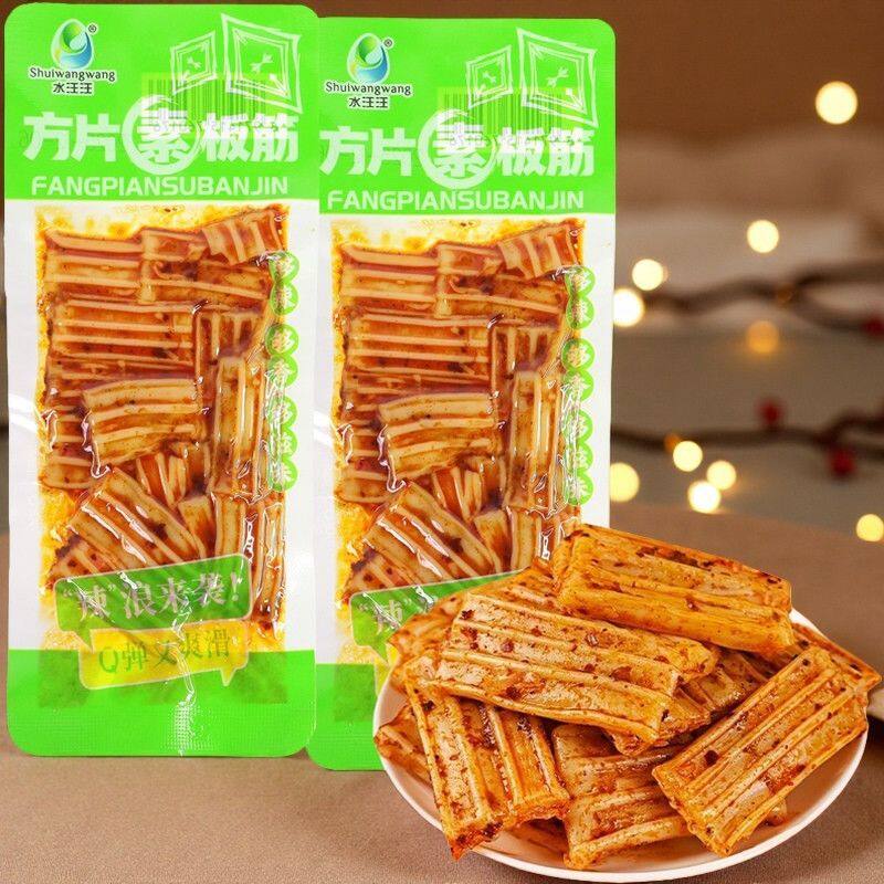 水汪汪方片素板筋清爽凉皮Q弹爽滑香辣滋味网红怀旧零食摆摊