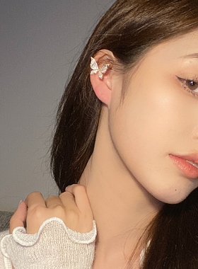 / 铜合金合成锆石耳饰 闪闪蝴蝶满钻耳夹精灵耳女