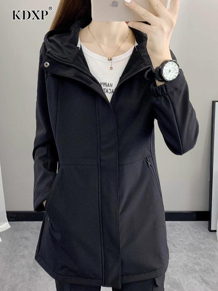 冲锋衣外套女中长秋冬新款收腰风衣户外防风修身软壳衣旅游抓绒衣