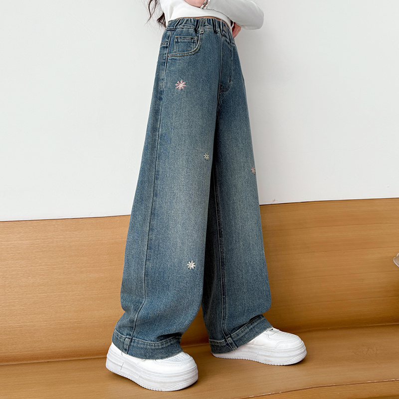 女童牛仔垮裤穿搭潮款外穿炸街休闲裤潮服萌娃甜酷潮装小众简约