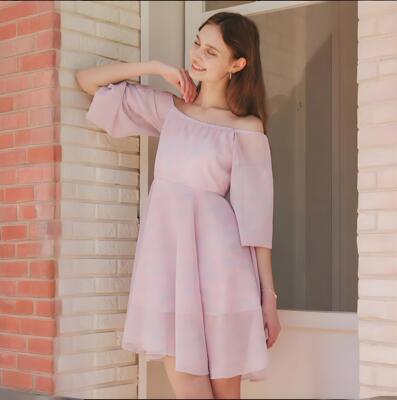 IKZV 甜美少女风性感露肩一字领雪纺公主裙