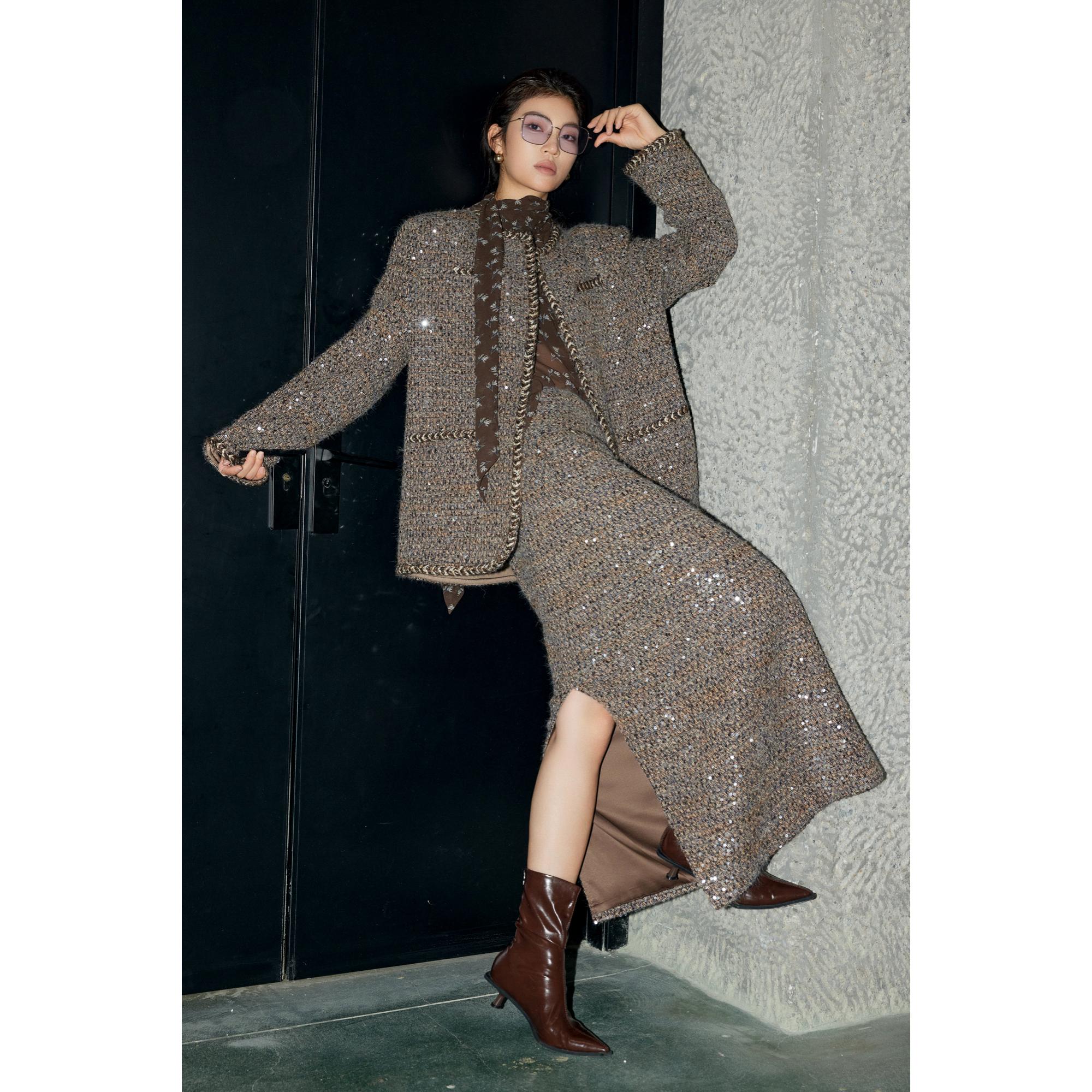 showyee/修野聚光灯意大利爆闪重工满绣亮片加厚小香外套半裙套装