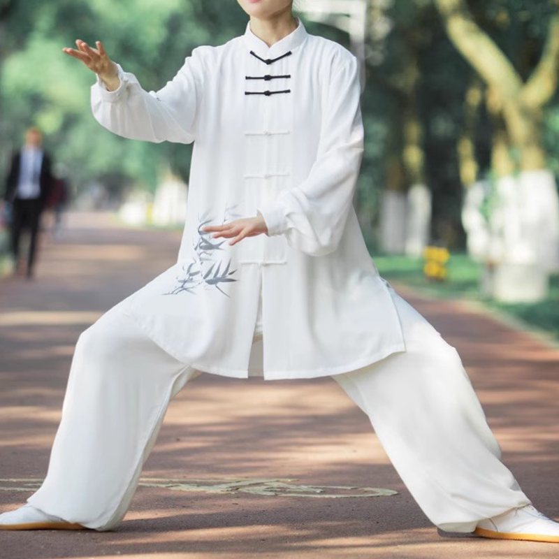 微瑕疵渐变色太极服女新