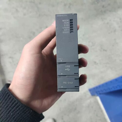 议价Q06HCPU工业MEEC-Q系列PLC CPU模块