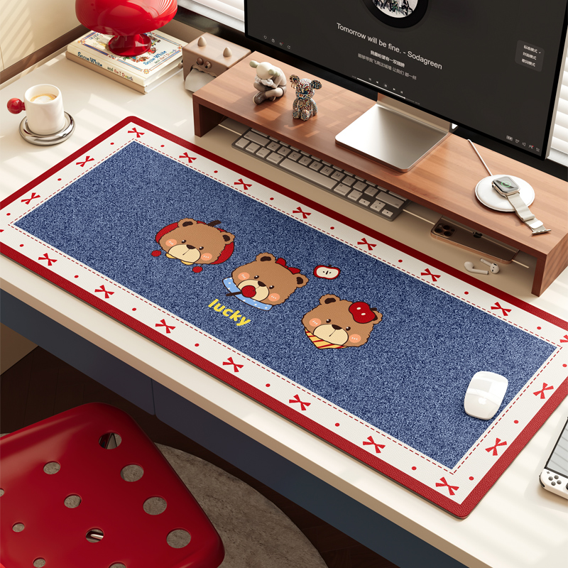 书桌氛围感密码！这张桌垫绝绝子