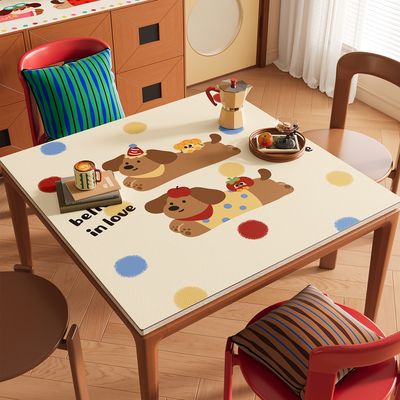 这个餐桌垫像童话里的美食小天地