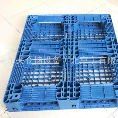 Heavy Duty Strong Stackable Plastic Pallet With Non-Slip Mat