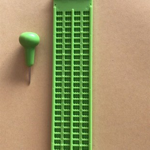 四行盲文纸盲人学习用品 4行28方加厚盲文写字板 带盲笔 送盲纸