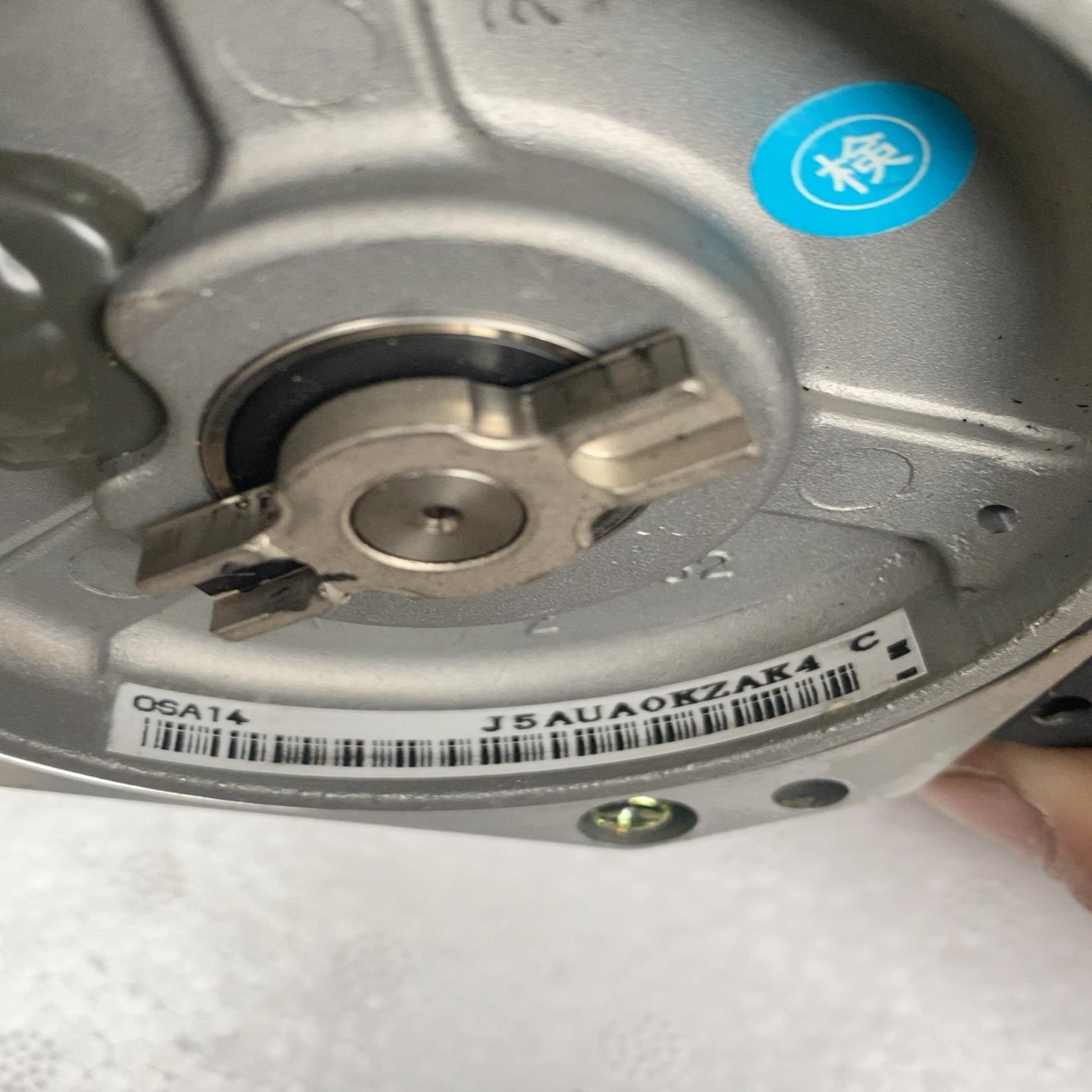 议价OSA14-J5AUOKZAK4 C三菱编码器拆机成色好