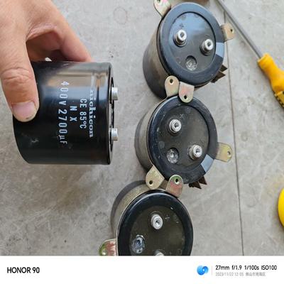 议价富士变频器2700UF400V电解电容富士G11拆机电容