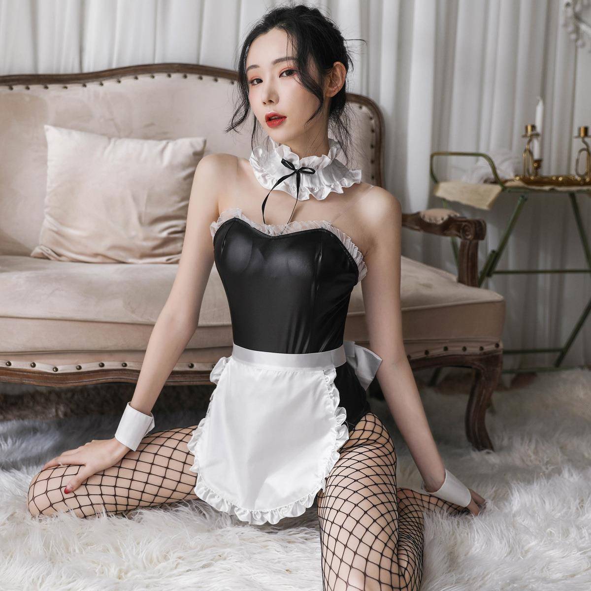 role-playing game outfit maid nightclub one-piece girl