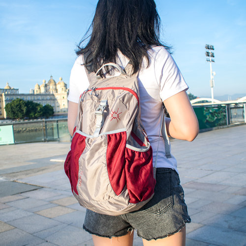 户外超轻旅行登山双肩包轻便折叠