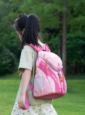 户外儿童出游研学小背包超轻便旅游登山外出旅行小学生春游双肩包