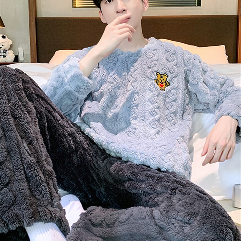 秋冬季加厚珊瑚绒睡衣男加绒套装可外穿法兰绒新款家居服大码可爱