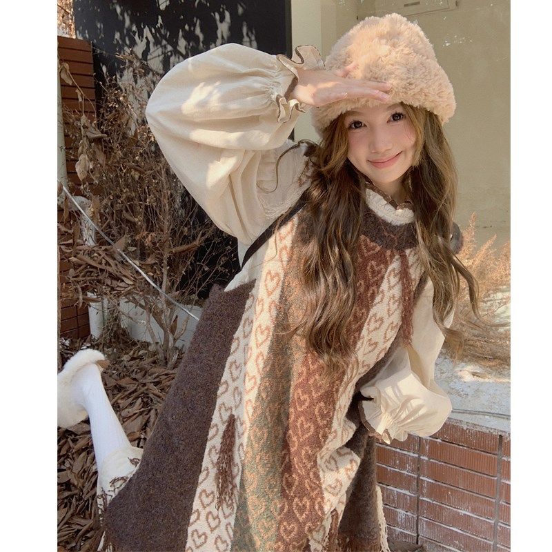 大码女装秋季胖mm撞色木耳边领连衣裙+爱心针织背心裙叠穿两件套