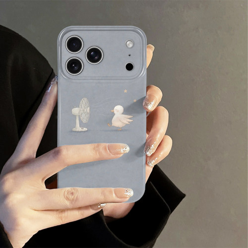 风扇小鸭适用苹果18promax手机壳iPhone17pro简约16日韩15可爱oppo14防摔套13十八新款华为荣耀小米vivo红米