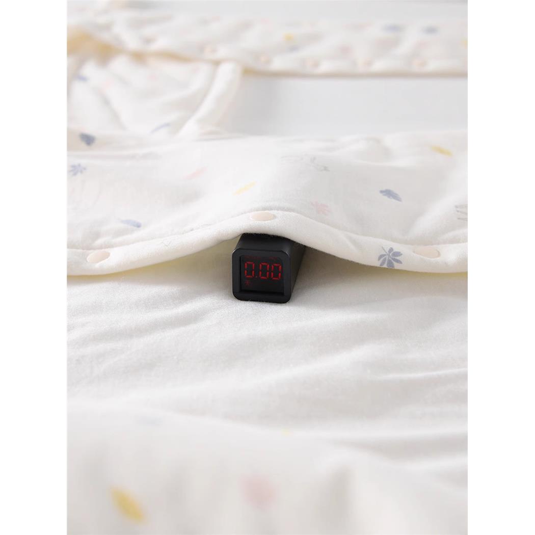 婴儿连体衣40克棉衣服3到