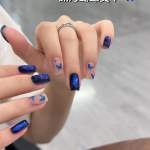 2026新年款海洋蓝色妖姬玻璃珠猫眼蝴蝶纯手工穿戴甲美甲成品