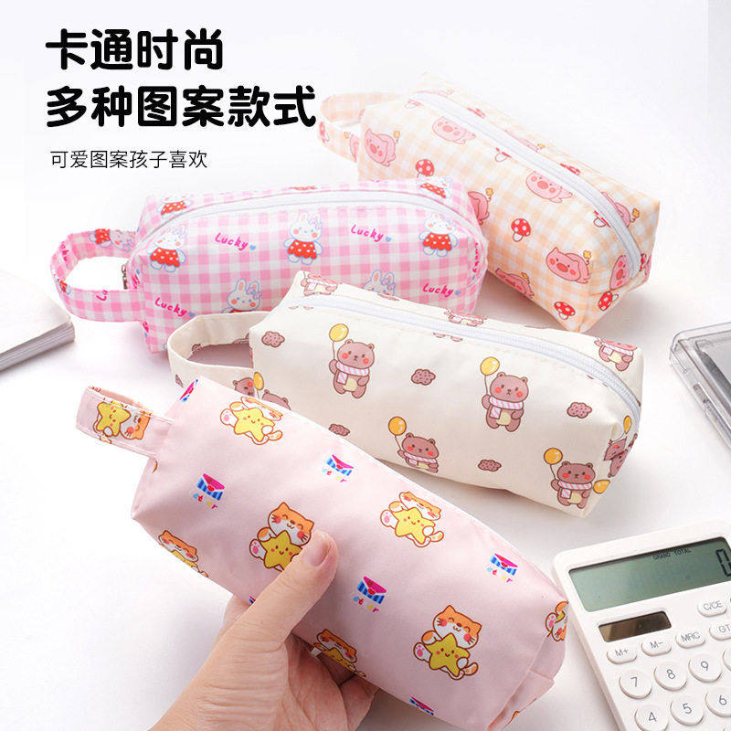 卡通图案小学生笔袋女生手提韩版大容量铅笔袋可爱动物简约文具袋
