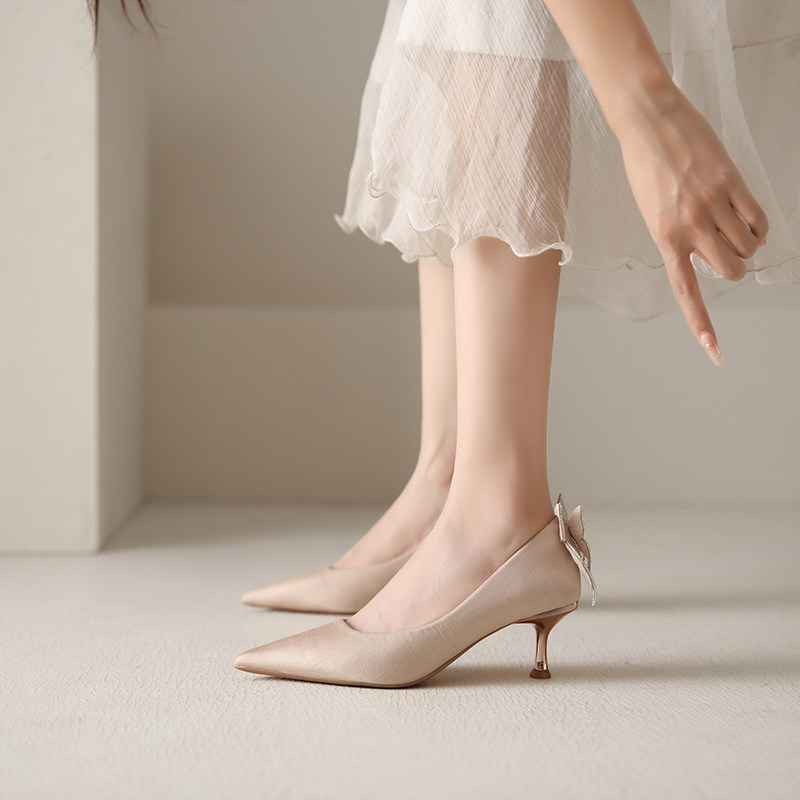 苏妃妃黑色配裙气质水钻蝴蝶结婚鞋春夏款高跟鞋女细跟皮质单鞋