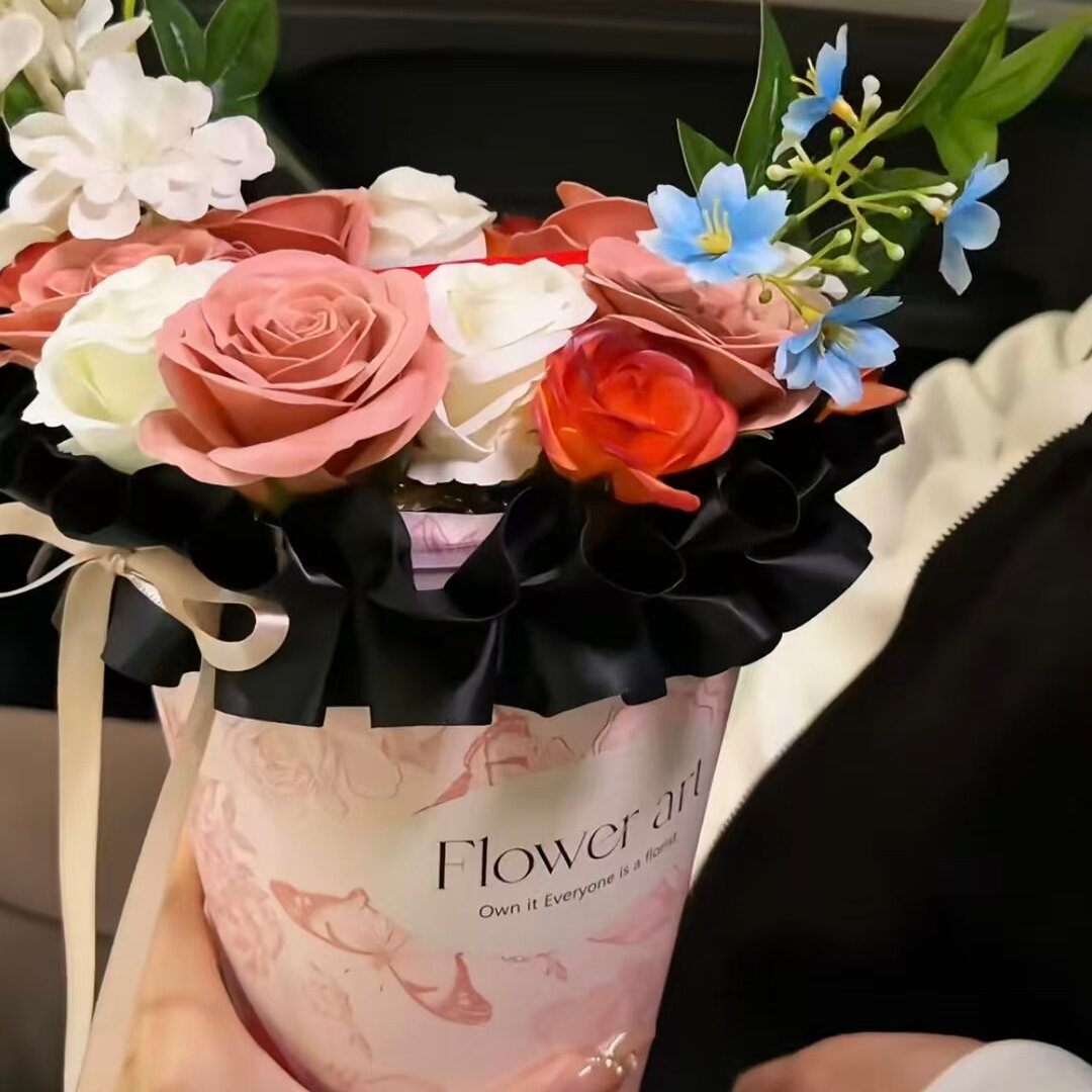 玫瑰花束吐钞机生日礼物女生小众高级感粉色系送女友闺蜜浪漫创意