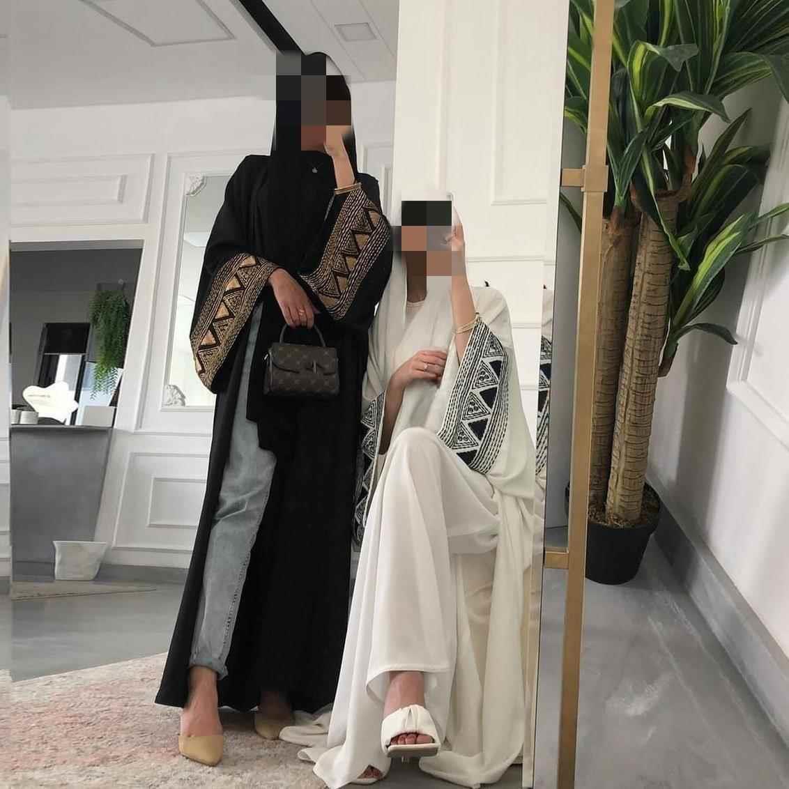 新款中东刺绣绣花长袍时尚开衫连衣裙 Embroidered cardigan robe