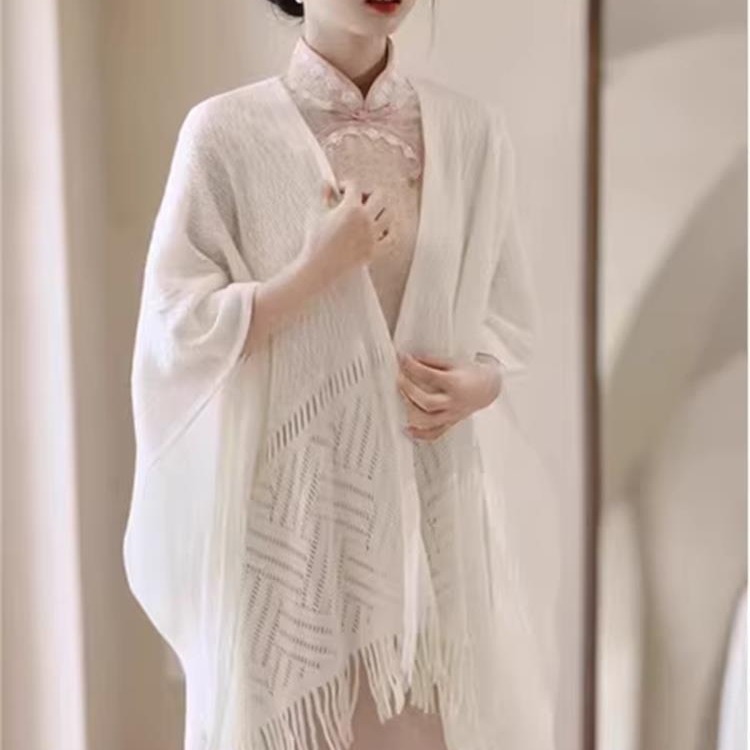 复古民国风白色配旗袍披