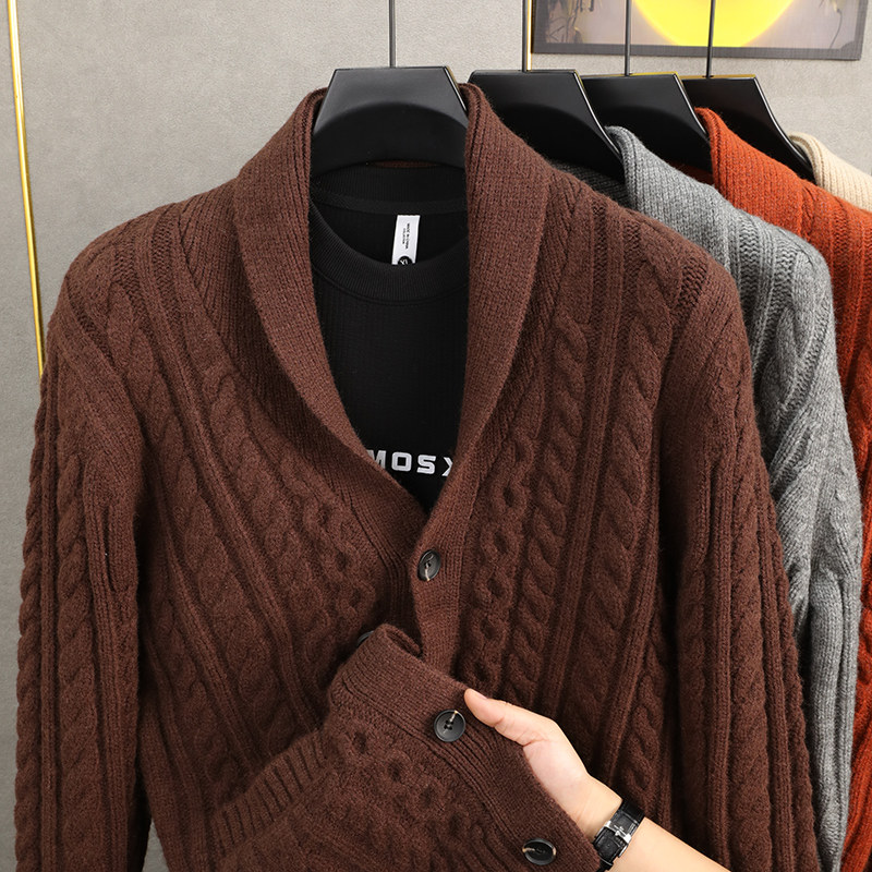 手感巨好！咖啡色毛衣外套男秋季加厚扭花时尚休闲男士针织开衫潮