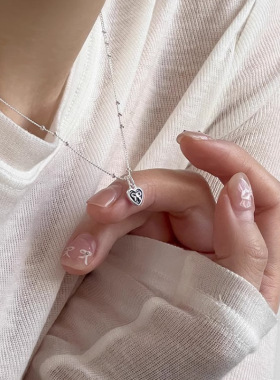 甜美爱心蝴蝶结项链女简约气质圆珠百搭锁骨链ins风网红小众颈链