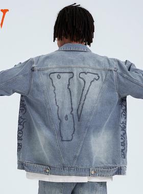VLONE 25新品哥特风标语大LOGO印花立体剪裁做旧水洗休闲牛仔夹克