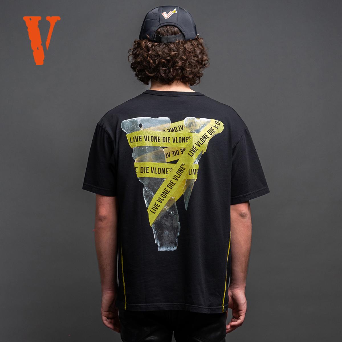 VLONE大V破界宣言撞色腰线做旧水洗T恤男女同款黑色V-00003