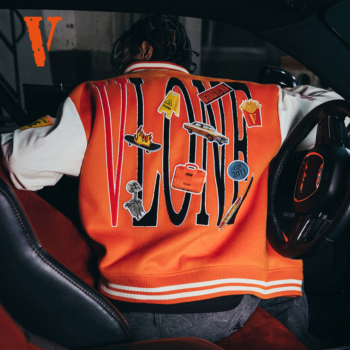 VLONE 大LOGO毛巾绣 贴纸图案刺绣 拼皮棒球服2025新款秋冬季外套,男装,棒球夹克,淘宝优惠券,粉丝福利购,淘宝优惠卷