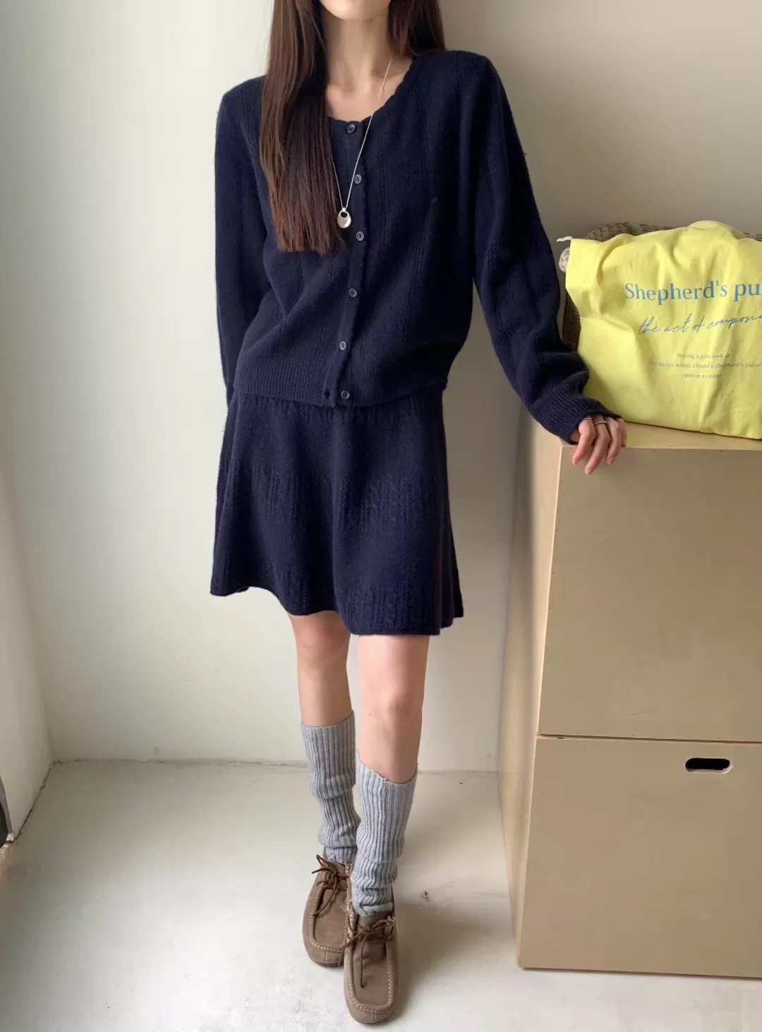 11/13 H家韩国货高品！100%羊毛～圆领排扣开衫 胸围108衣长54