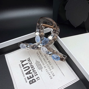 新款镶钻发卡发夹女2025原创高级感小号8CM高马尾夹子鲨鱼抓夹