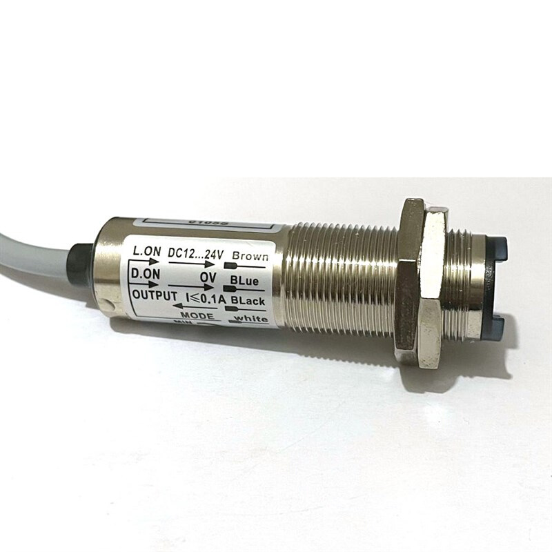 M18圆柱型漫反射光电开关CDD-11N 40N 40P限位感应传S感器12-24VD