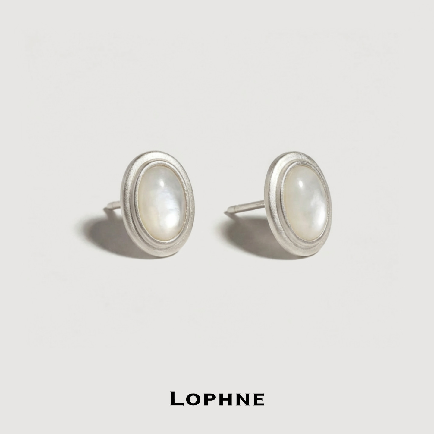 LOPHNE 点睛椭圆贝母小耳钉 纯银手工通勤复古精致百搭气质高级感