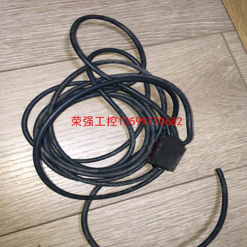 【荣强工控】欧姆龙传感器E3Z-R61-C