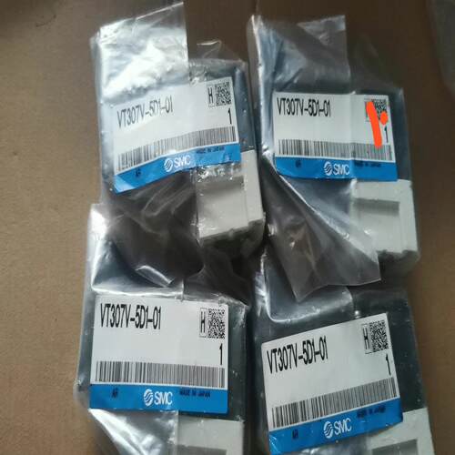 VT307V-5D1-01电磁阀全新原装正品剩4个1