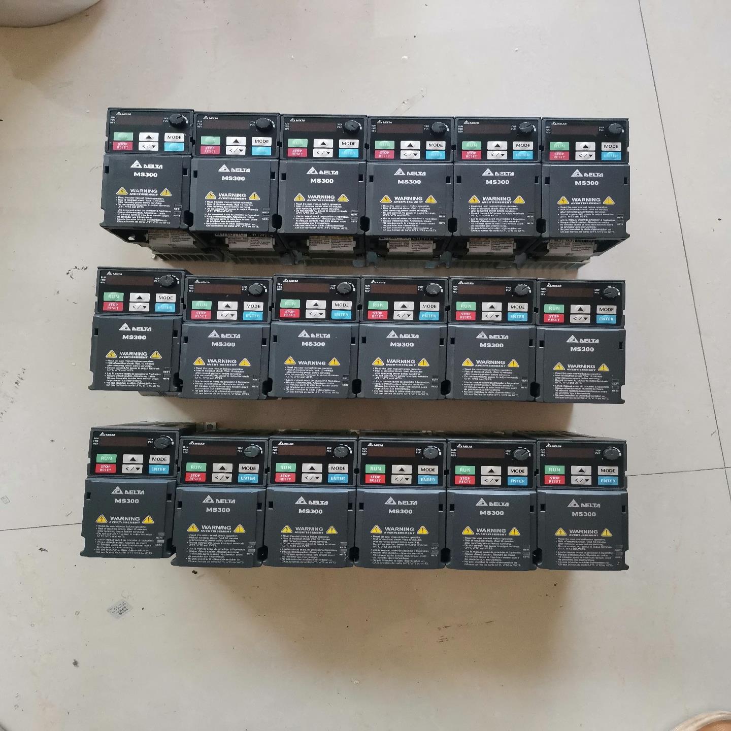 台达MS300系列0.75kw变频器，台达VFD2A7MS4