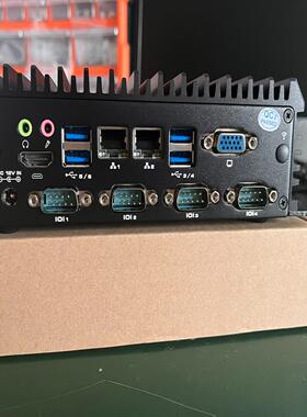 无风扇嵌入式工控机，I5-6300U/4G/256G SSD