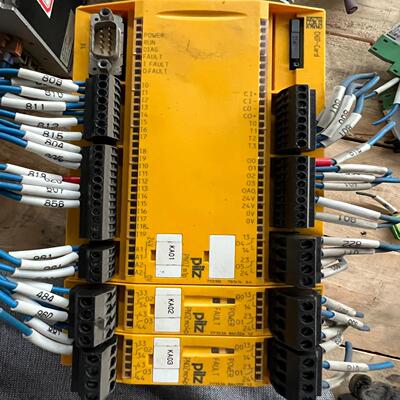[德峰]继电器，m1p一件PNOZ PNOZmo4p安全两 pilz