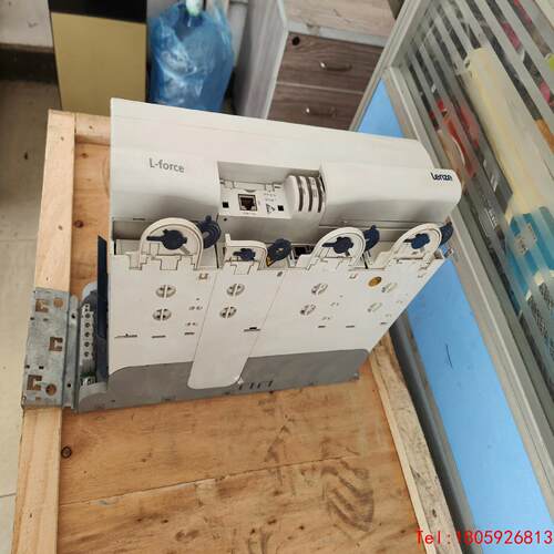 【非标价】E94ASHE0244伦茨9400伺服驱动器24A，安装底座