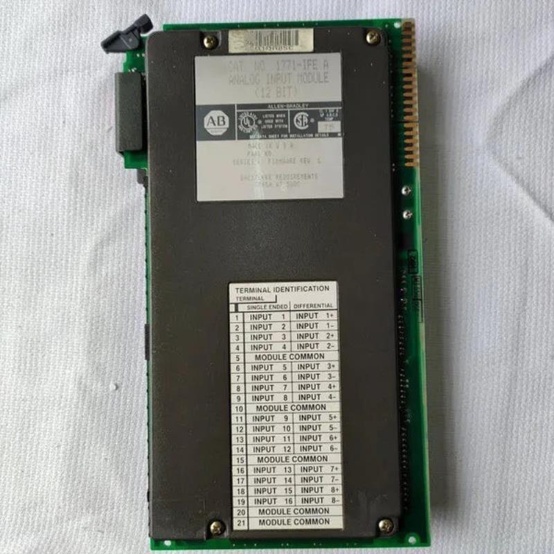 WS/WE100-P4439    SICK