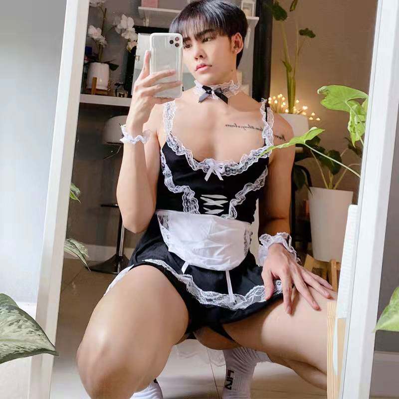 伪娘夜店青年角色扮演者男佣短裙