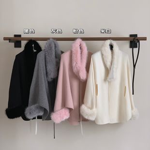 馨菲系高级感斗篷披肩大衣(配腰带,可拆卸环保领毛袖毛)L-L13359