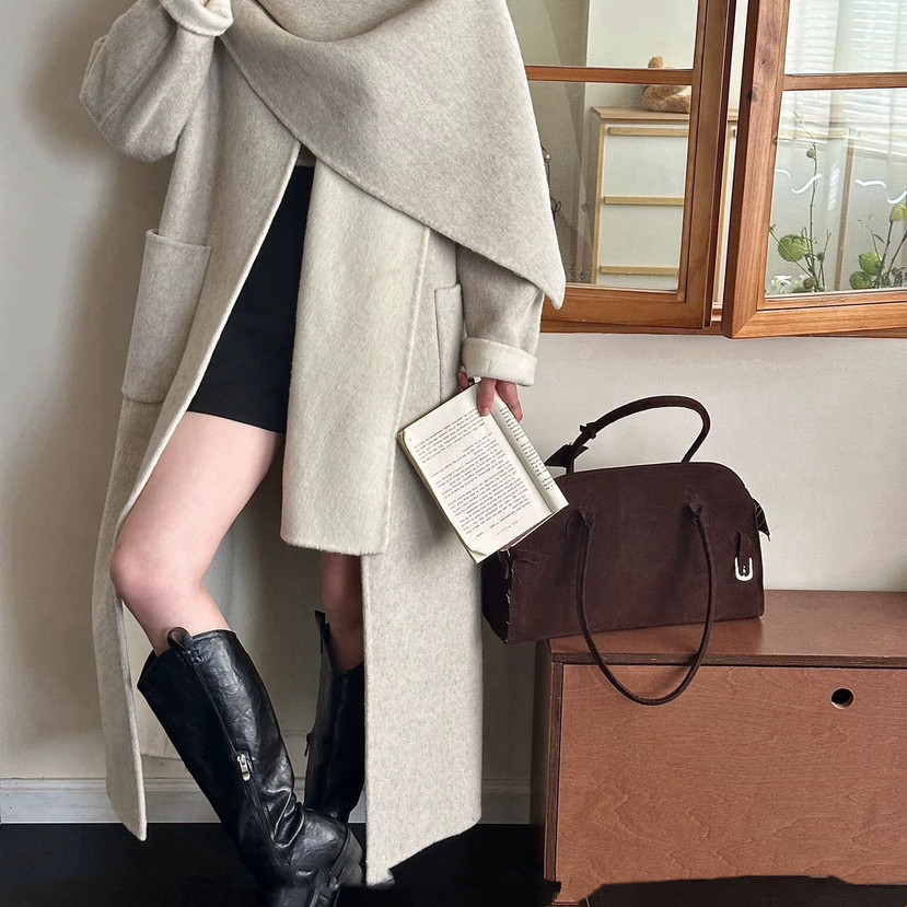 馨菲大翻领设计长款气质羊毛外套(配腰带)（含70羊毛）1602