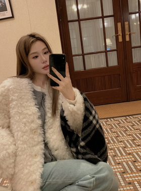 馨菲韩里韩气～气质v领简约单排扣羊毛外套(含100绵羊毛)B1948